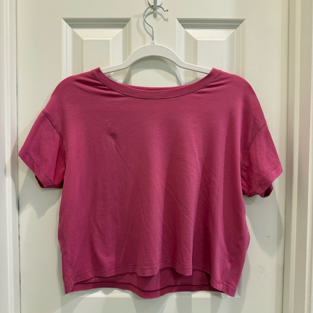 Lululemon Cates T-Shirt Size 4
